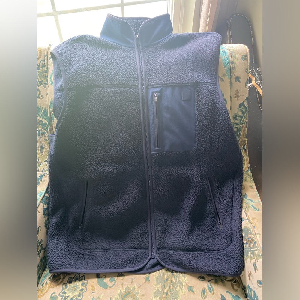 Ten Thousand Mens Navy Sherpa Vest